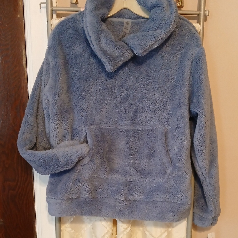 Nwt Nicole Miller SzMed  Lavender purple pullover